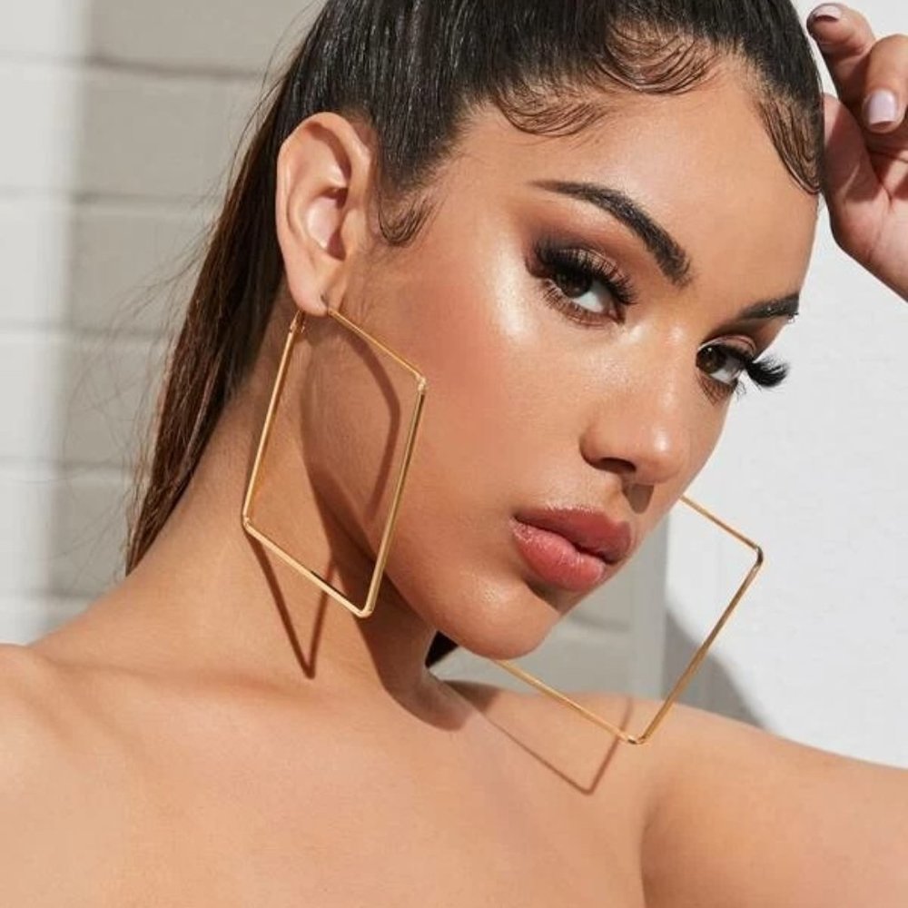 NEW Gold‎ Square Hoop Statement Earrings